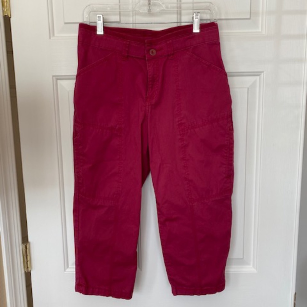 Lee cargo-style red capri